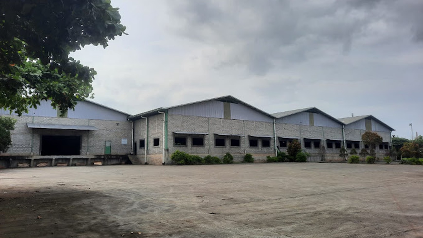 Pabrik dan Tanah siap pakai ,Lokasi dekat Tol Harga Nego di Batang Semarang