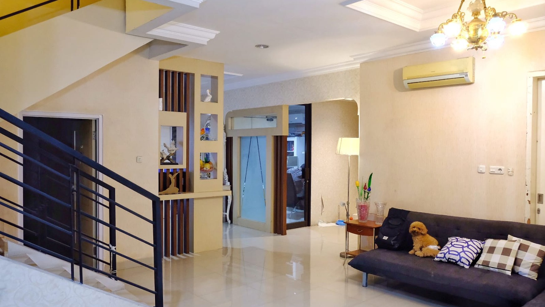 Rumah 3 lantai baru Renovasi siap huni lokasi Ok di Janur Elok Kelapa Gading