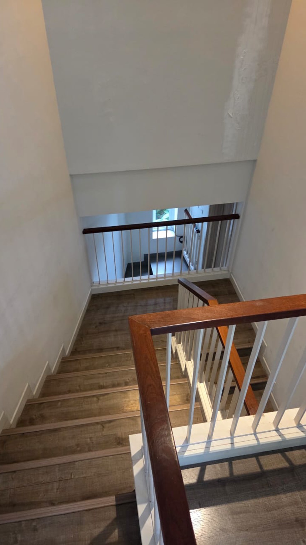 Rumah mewah siap huni di Bintaro Jaya