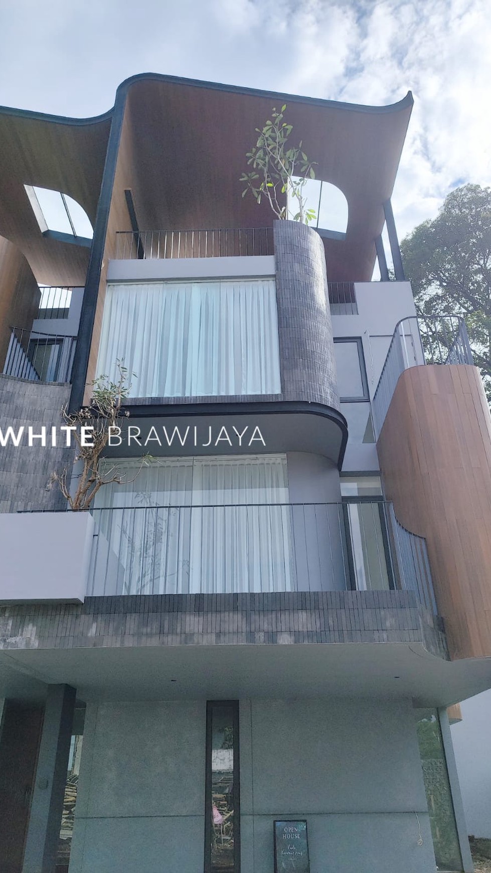 Brand New Townhouse Modern Area Kemang Utara