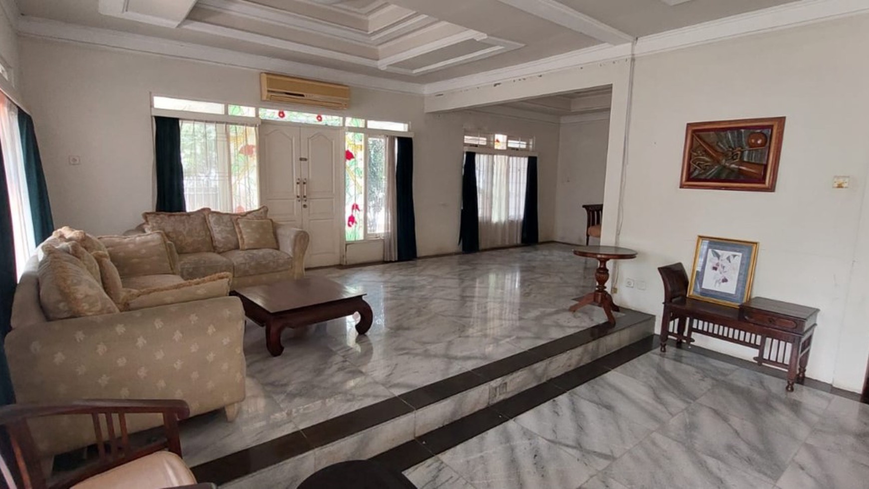 Rumah Hoek Pulomas, Kayu Putih
