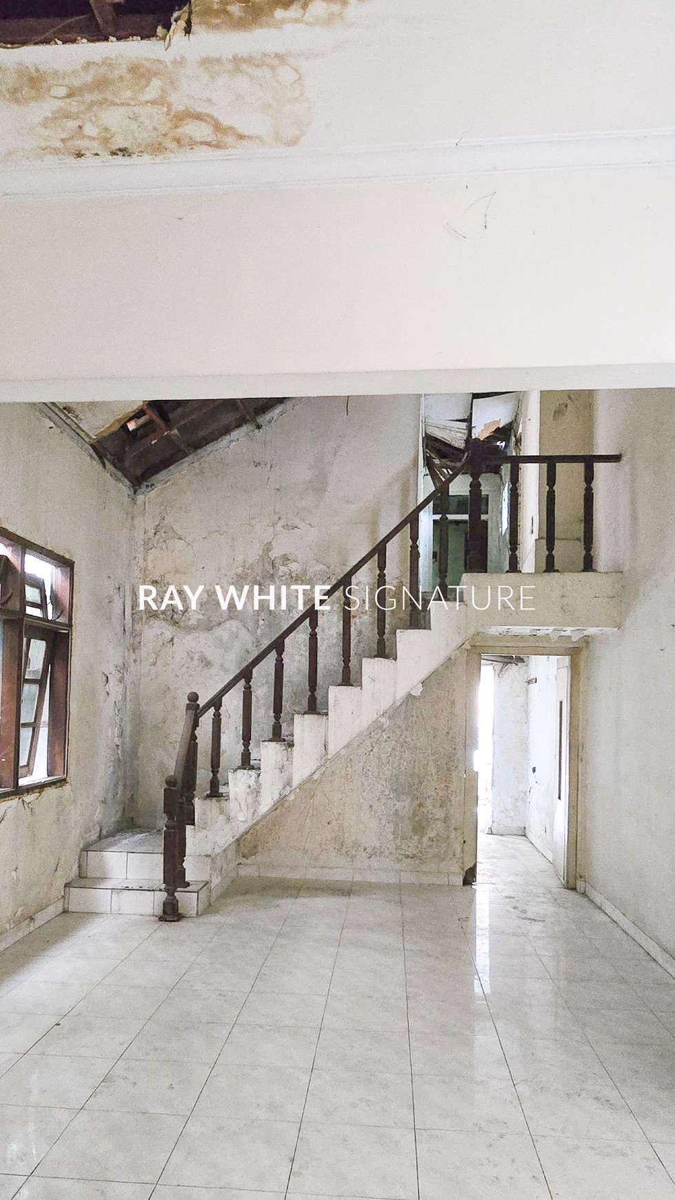Dijual Rumah lama hitung tanah di Lokasi prime Jl Martimbang Raya Kebayoran baru