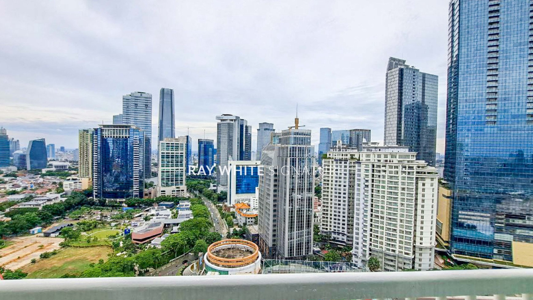 Apartemen Ambassador 2 3 Bedroom di Setiabudi
