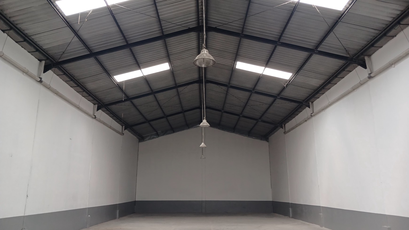 Gudang Siap pakai di Komplek Pergudangan SAFE N LOCK lingkar timur Sidoarjo Sidoarjo,