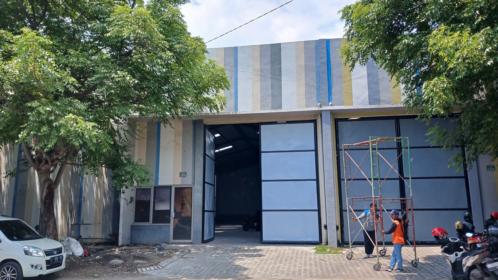 Gudang Siap pakai di Komplek Pergudangan SAFE N LOCK lingkar timur Sidoarjo Sidoarjo,
