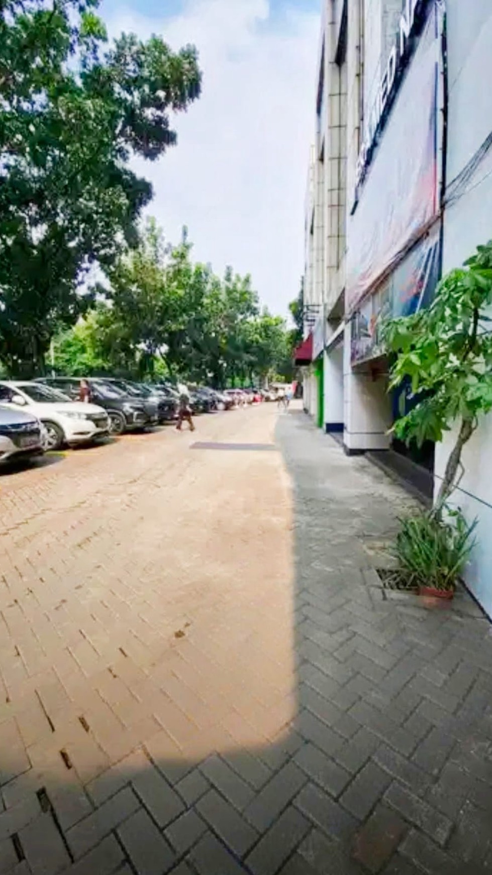 Ruko Siap Pakai Di Ruko Kebayoran Arcade Bintaro Sektor 7