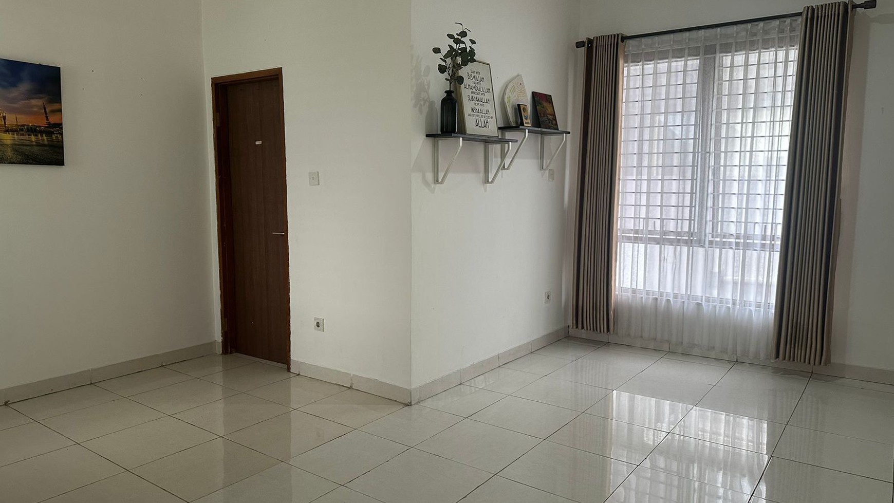 Rumah Bagus Di Emerald Garden Bintaro Jaya Sektor 9