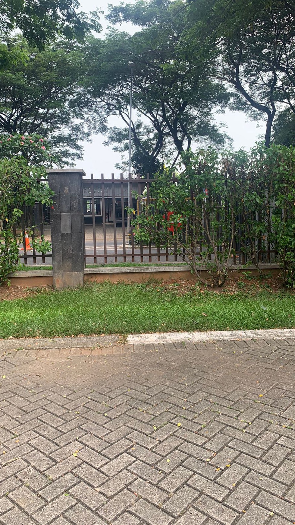 Rumah Bagus Di Fortune Belleza Graha Raya Bintaro Jaya