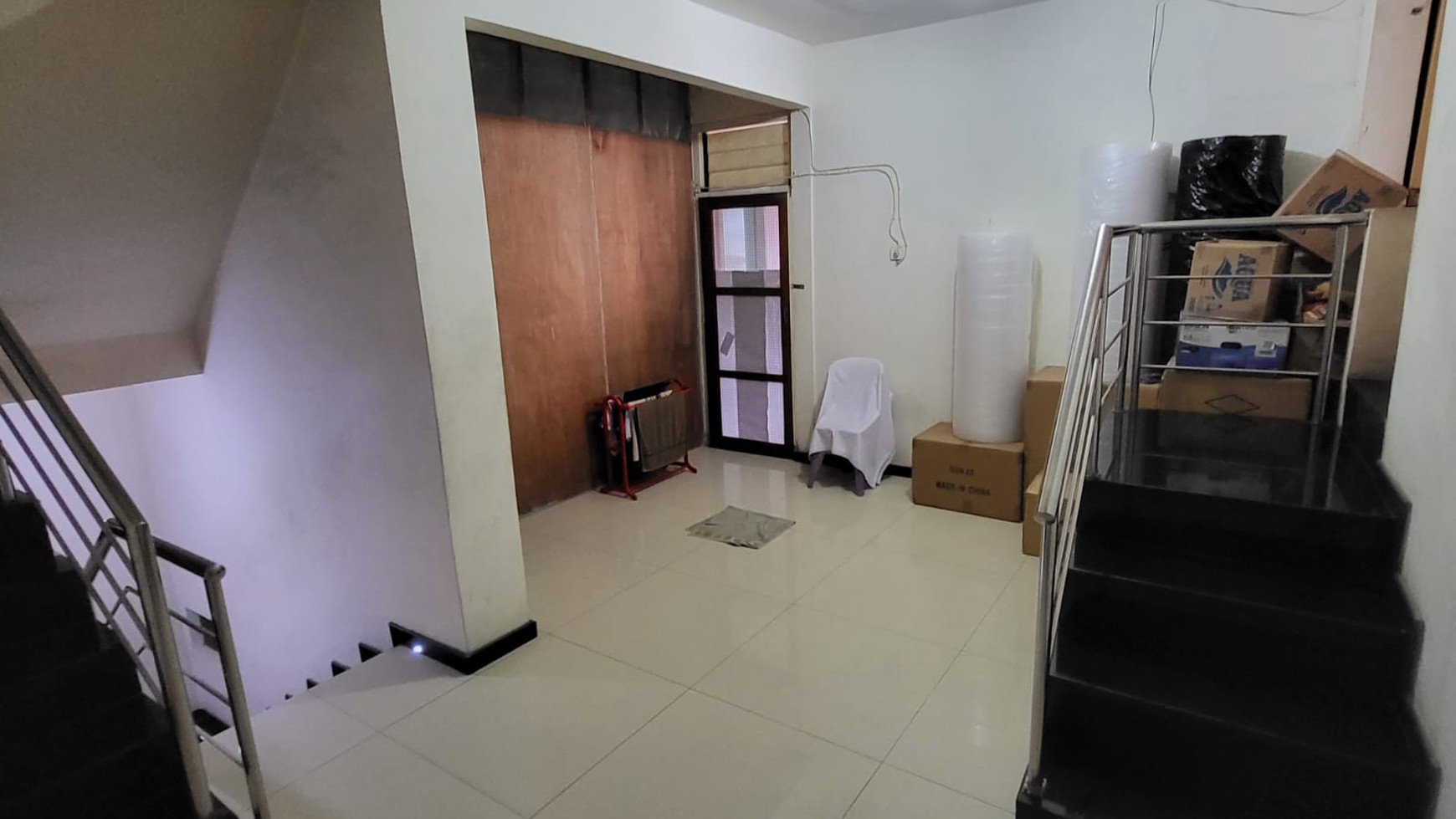Dijual Cepat Rumah Siap Huni Loaksi Di Raya Karangasem Surabaya