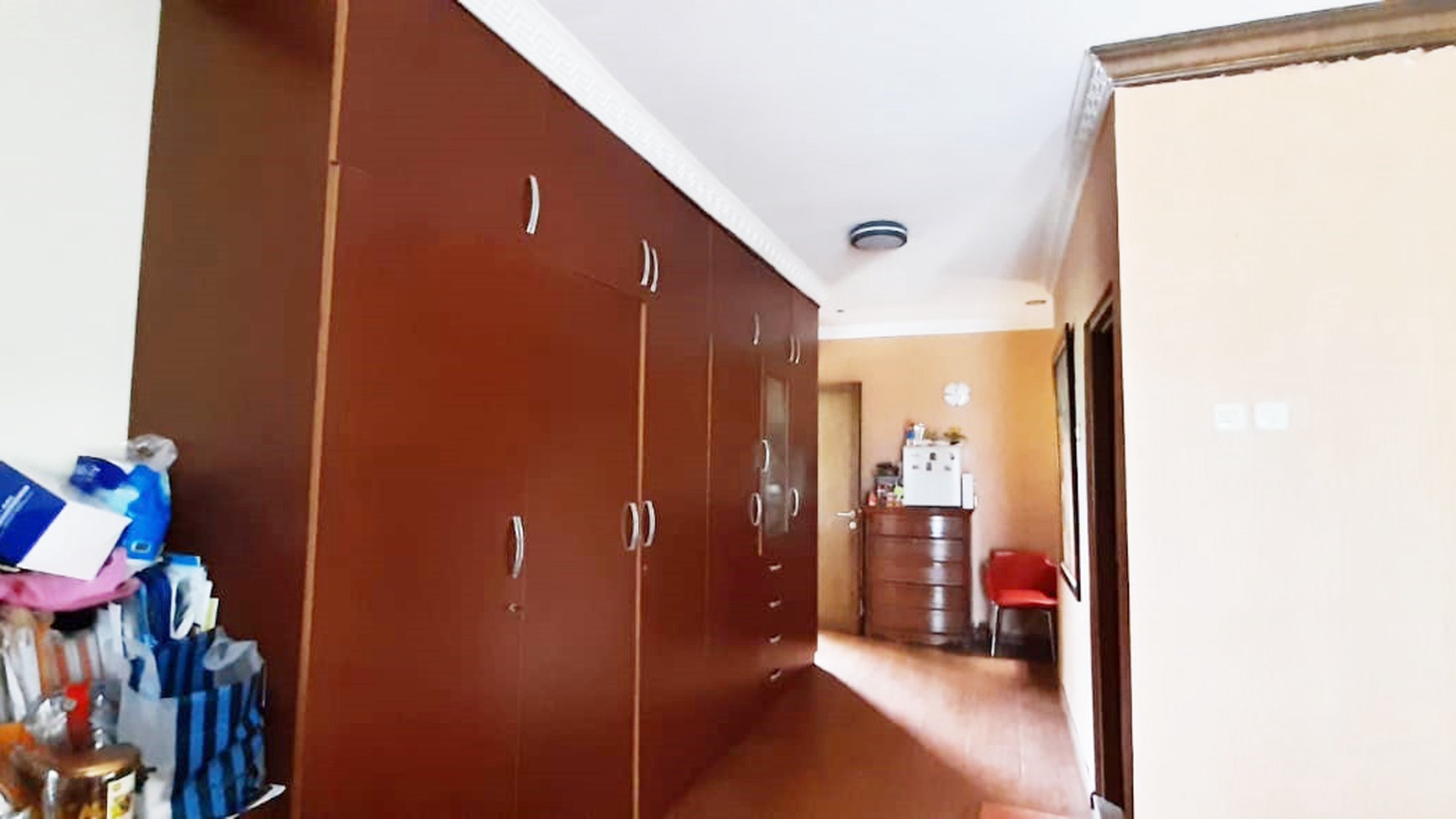 Rumah Nyaman dan Siap Huni di Menteng Bintaro, Tangerang Selatan