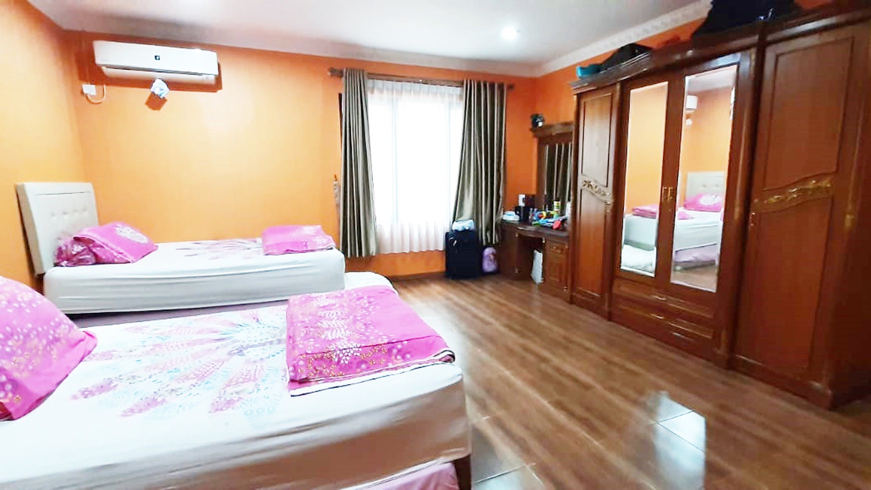 Rumah Nyaman dan Siap Huni di Menteng Bintaro, Tangerang Selatan