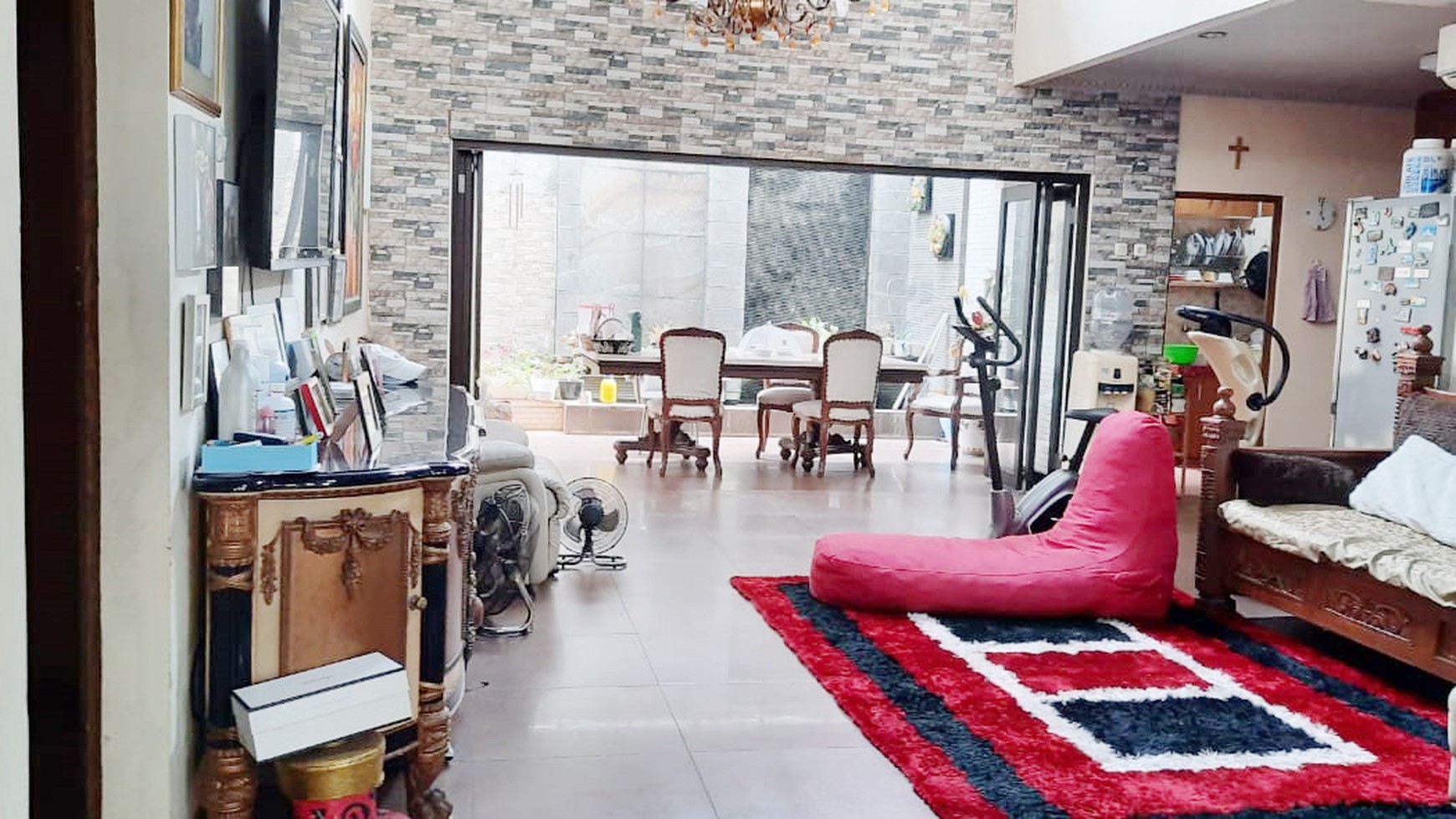 Rumah Nyaman dan Siap Huni di Menteng Bintaro, Tangerang Selatan
