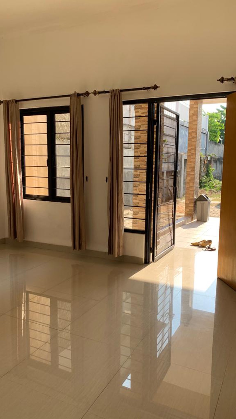 Rumah Siap Huni , Rapi di Perumahan Pondok Aren 