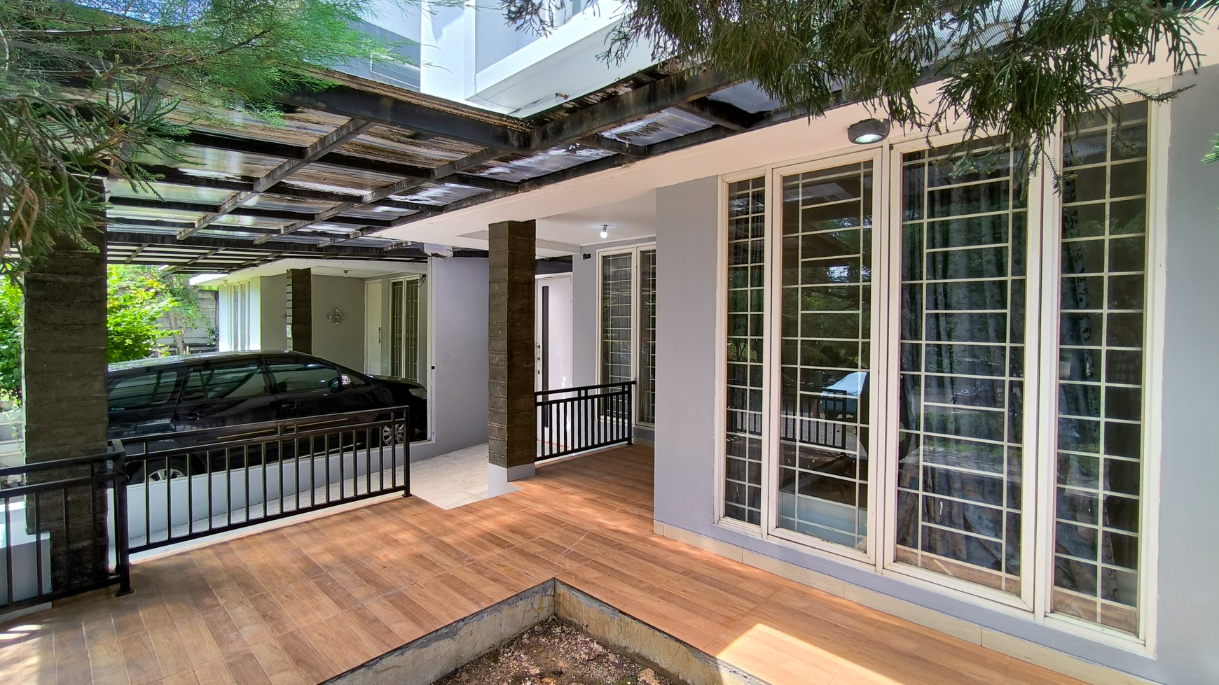 Rumah Bagus Di Emerald View Bintaro Jaya Sektor 9