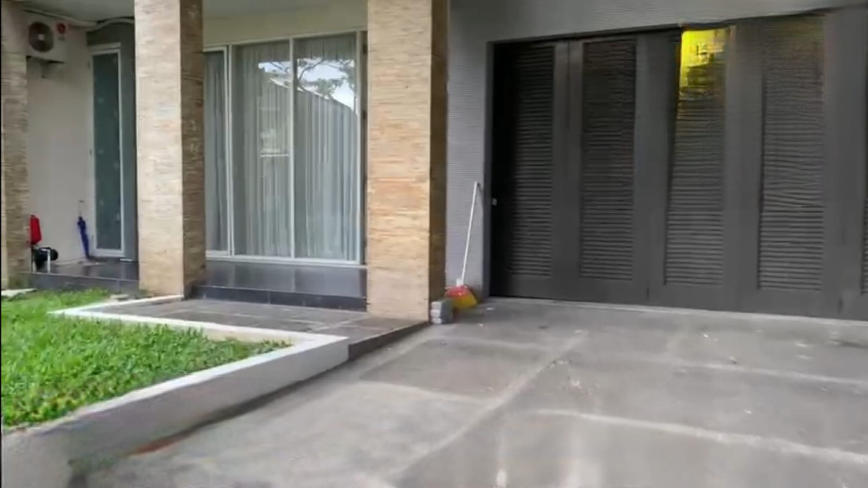 RUMAH MEWAH SIAP HUNI - ROYAL RESIDENCE LUAR CLUSTER