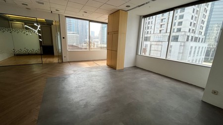 Kantor Siap Pakai Di Menara Sudirman  Jakarta Pusat