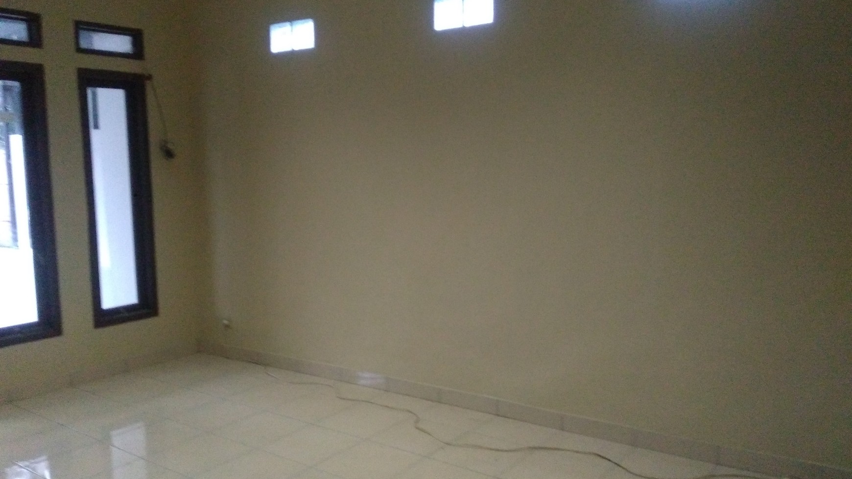 Rumah Murah di Graha Adena Bintaro Jaya hanya 1Man