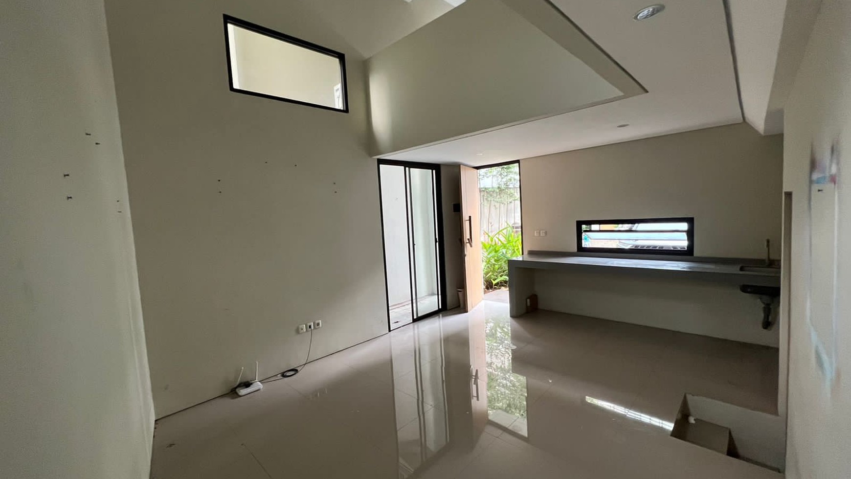 Rumah 2 Lantai Siap Huni dengan Hunian Nyaman dan Asri @Ciputat