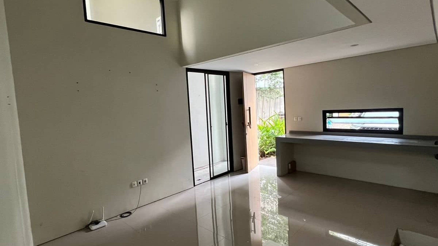 Rumah 2 Lantai Siap Huni dengan Hunian Nyaman dan Asri @Ciputat
