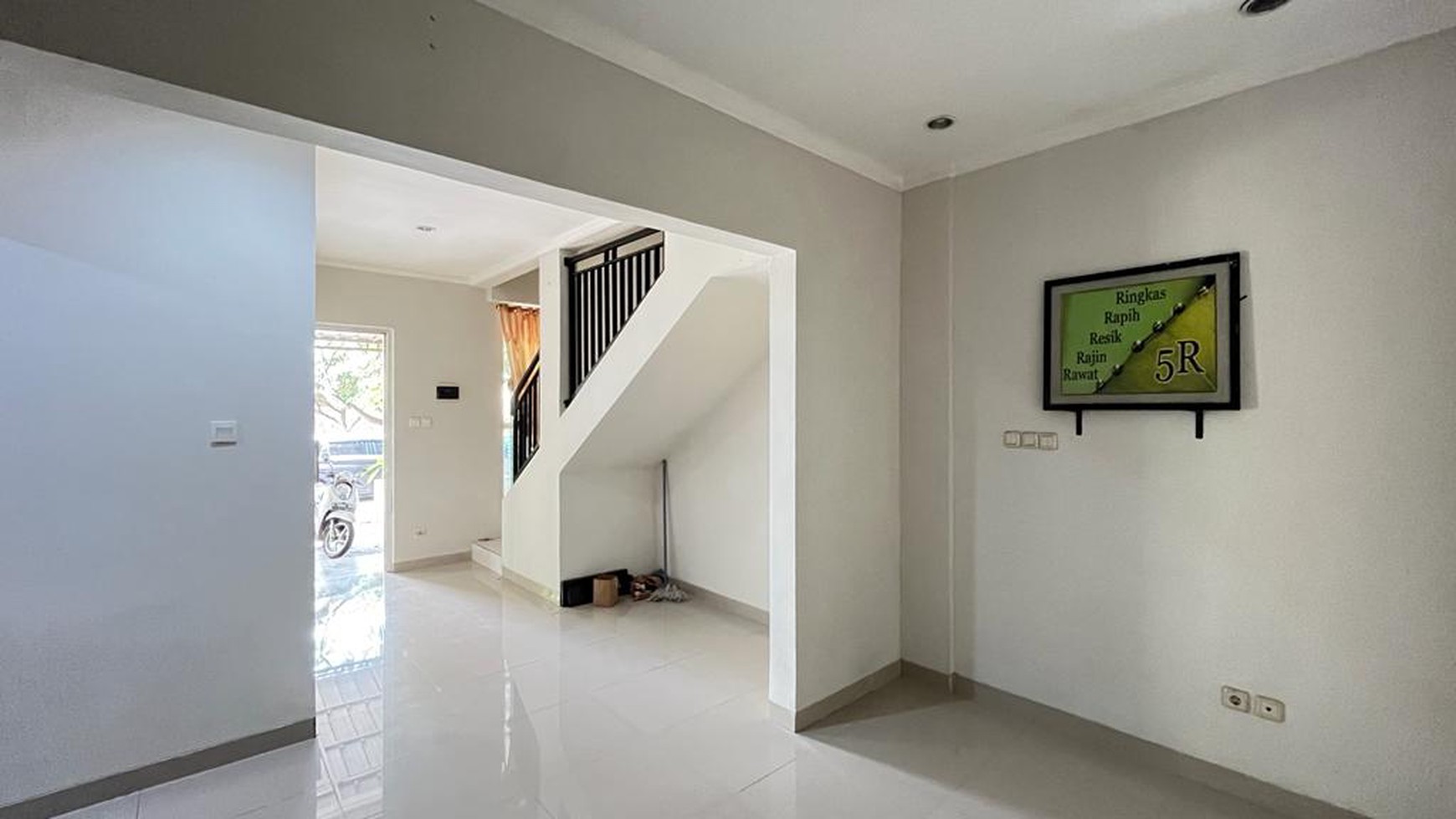 Rumah Murah di Ayna Residence siap huni dan terawat