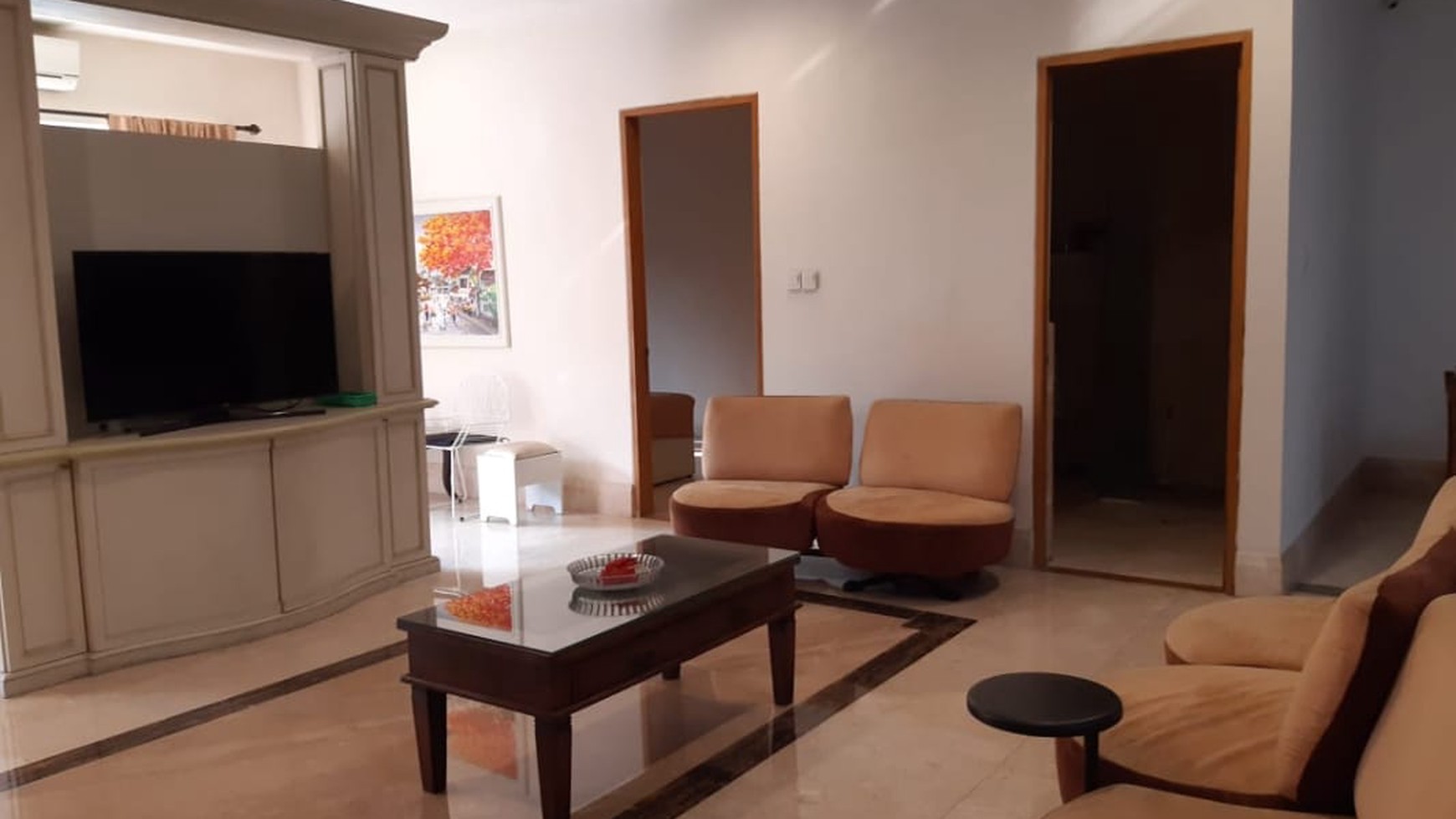 Disewakan Rumah Menteng siap huni