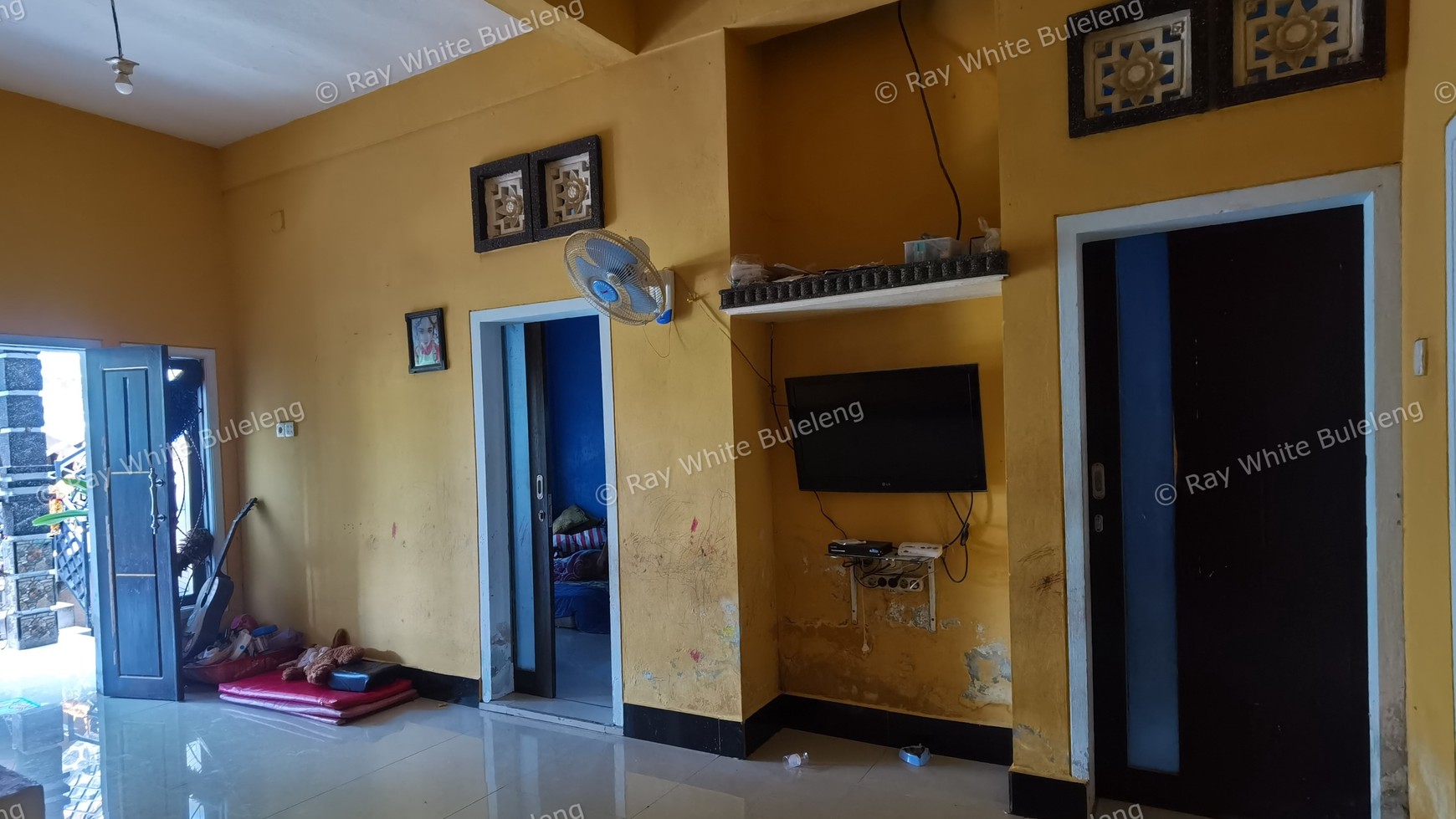 2 Floors House With Stunning View in Singaraja City
