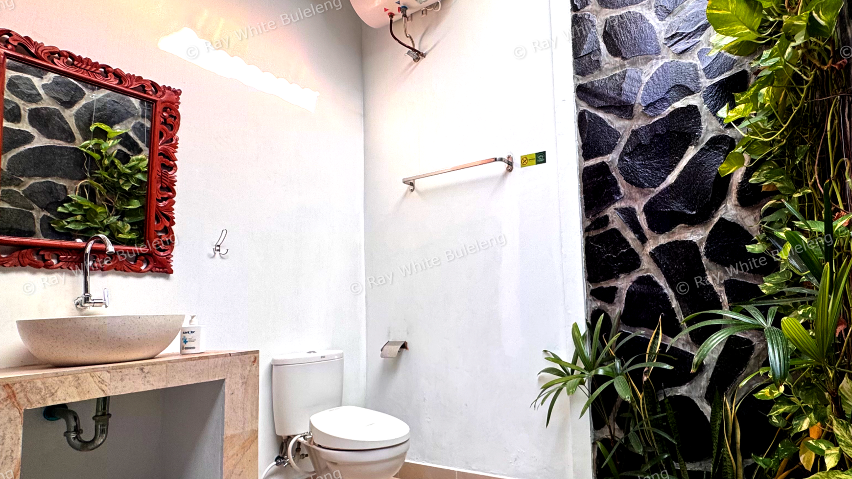 Minimalist Villa for Sale in an Ideal Location