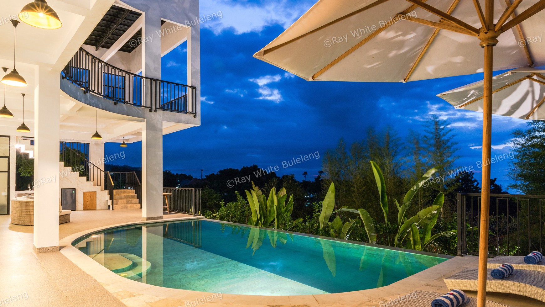 Exclusive Villa With Exquisite Ocean View In Lovina