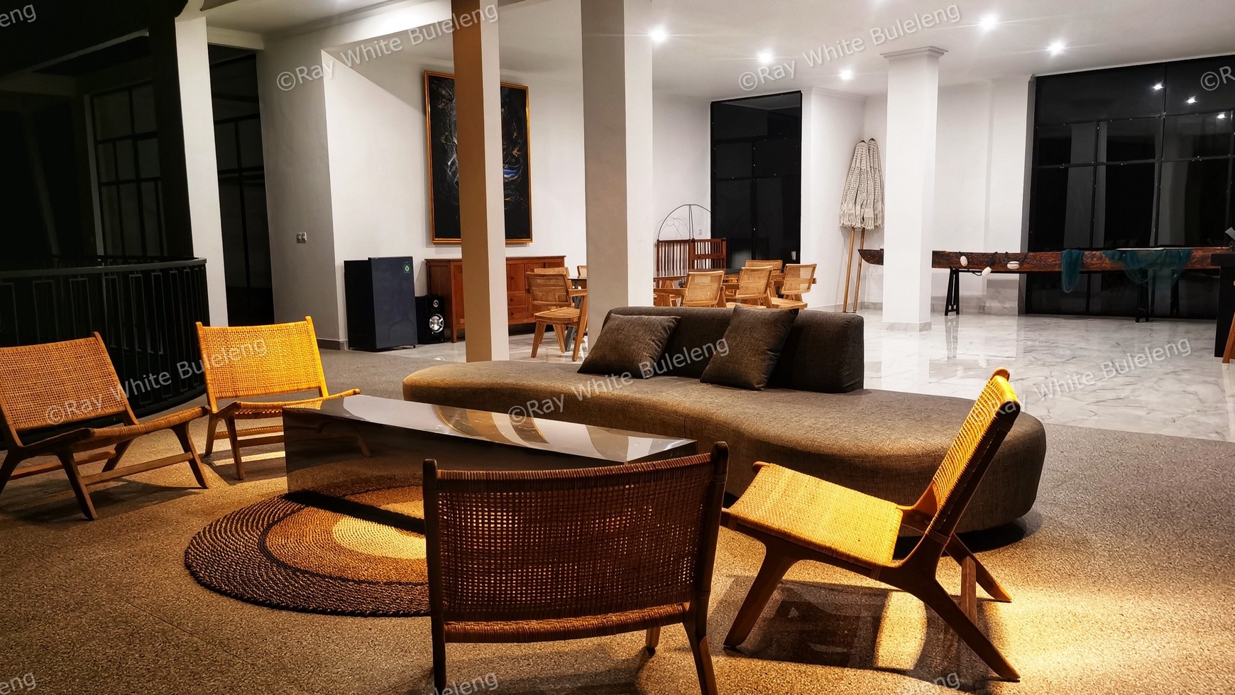Exclusive Villa With Exquisite Ocean View In Lovina