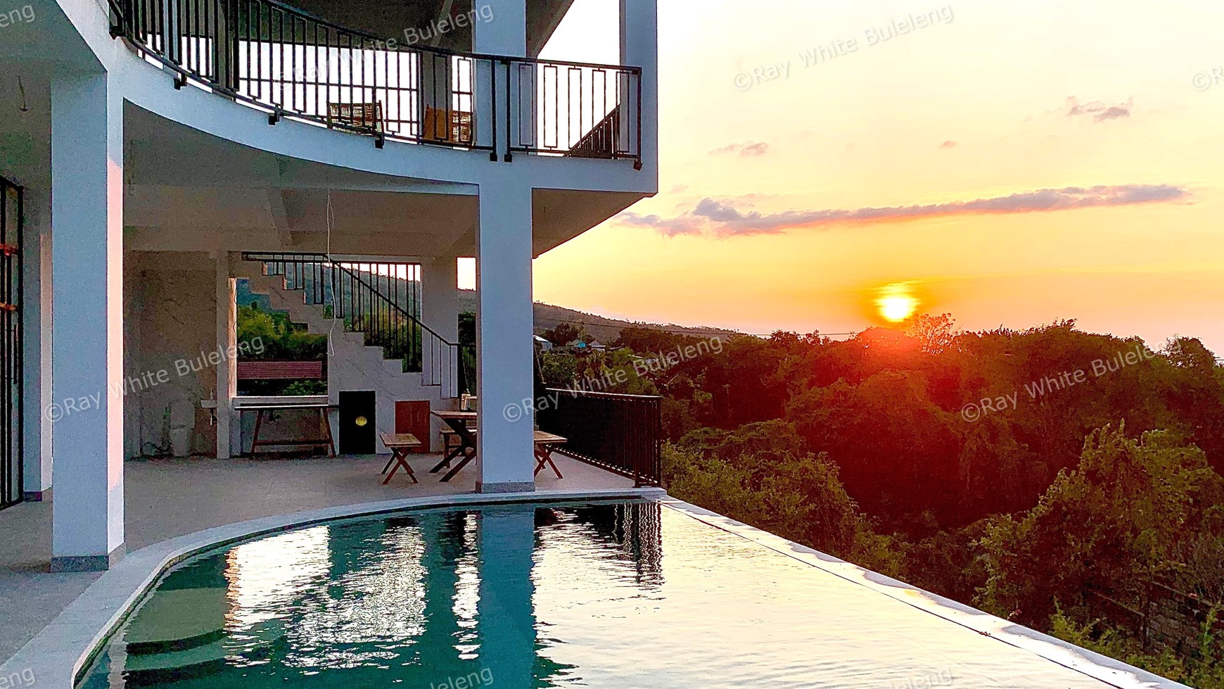 Exclusive Villa With Exquisite Ocean View In Lovina