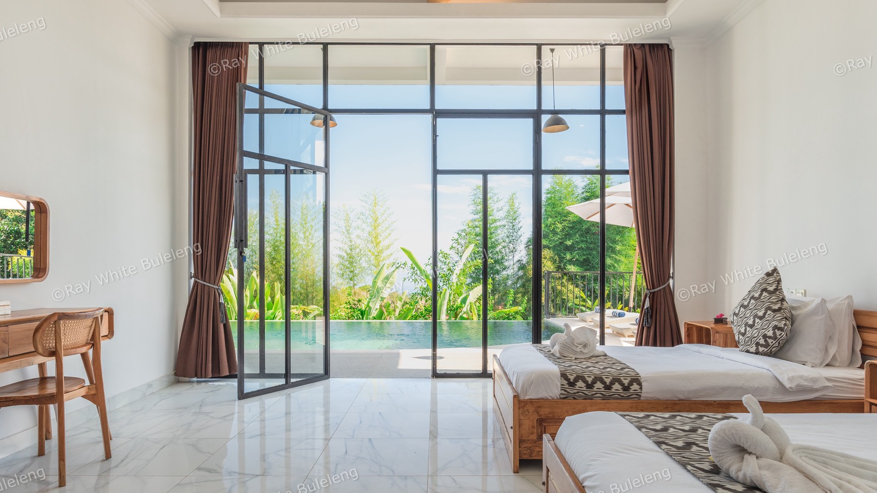 Exclusive Villa With Exquisite Ocean View In Lovina