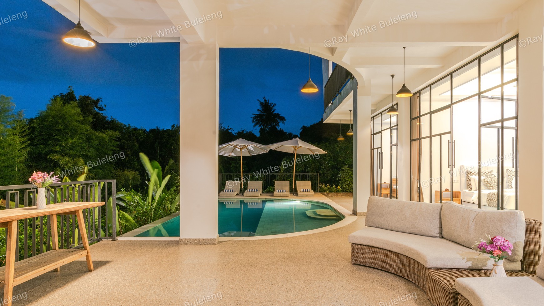 Exclusive Villa With Exquisite Ocean View In Lovina