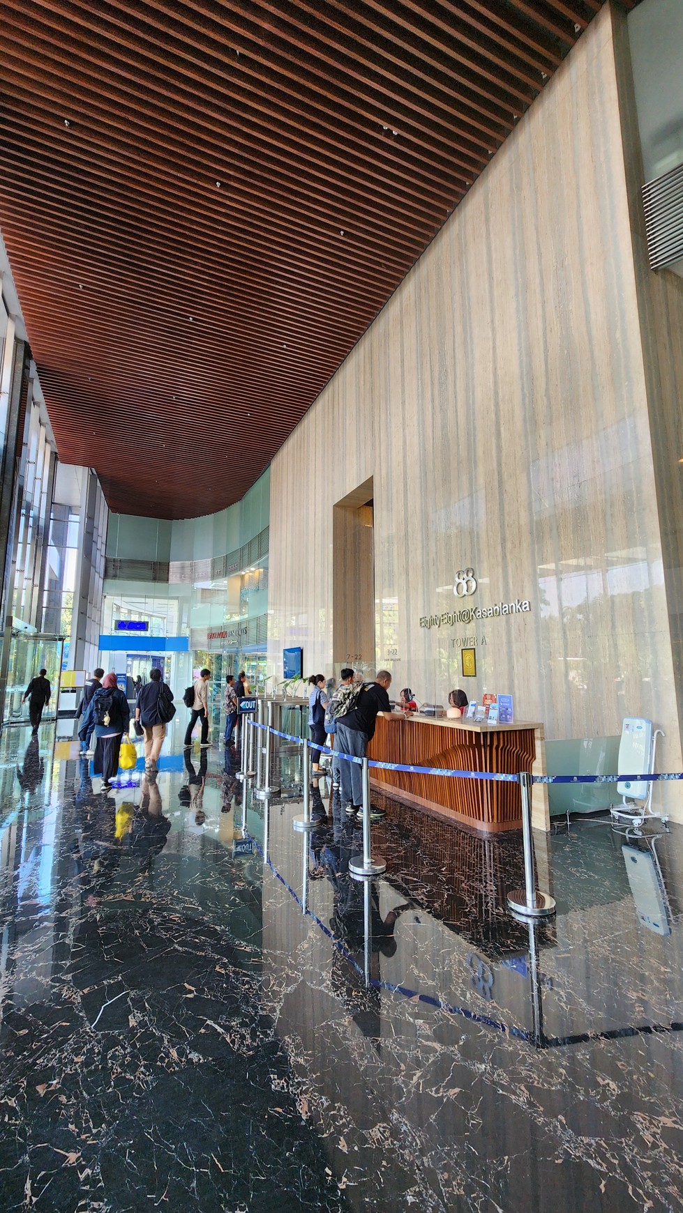 Dijual Cepat! Office Space Fully Furnished di Office 88 @ Kota Kasablanka - Lokasi Strategis, Siap Pakai!