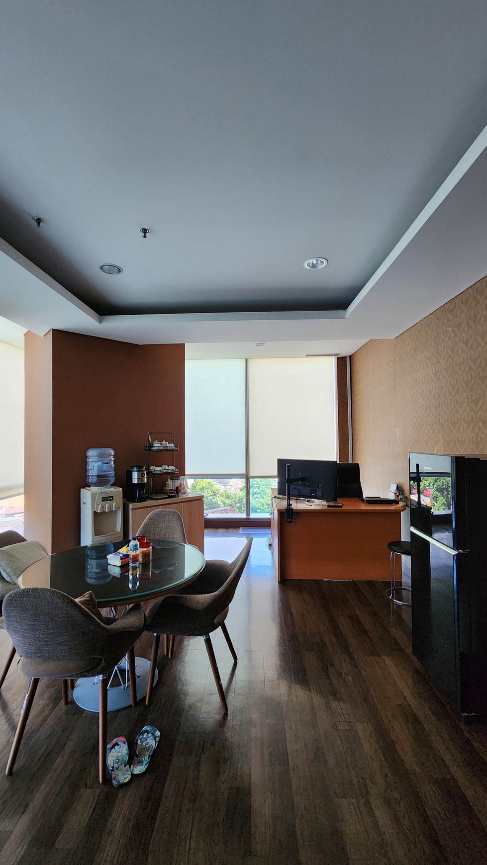 Dijual Cepat! Office Space Fully Furnished di Office 88 @ Kota Kasablanka - Lokasi Strategis, Siap Pakai!