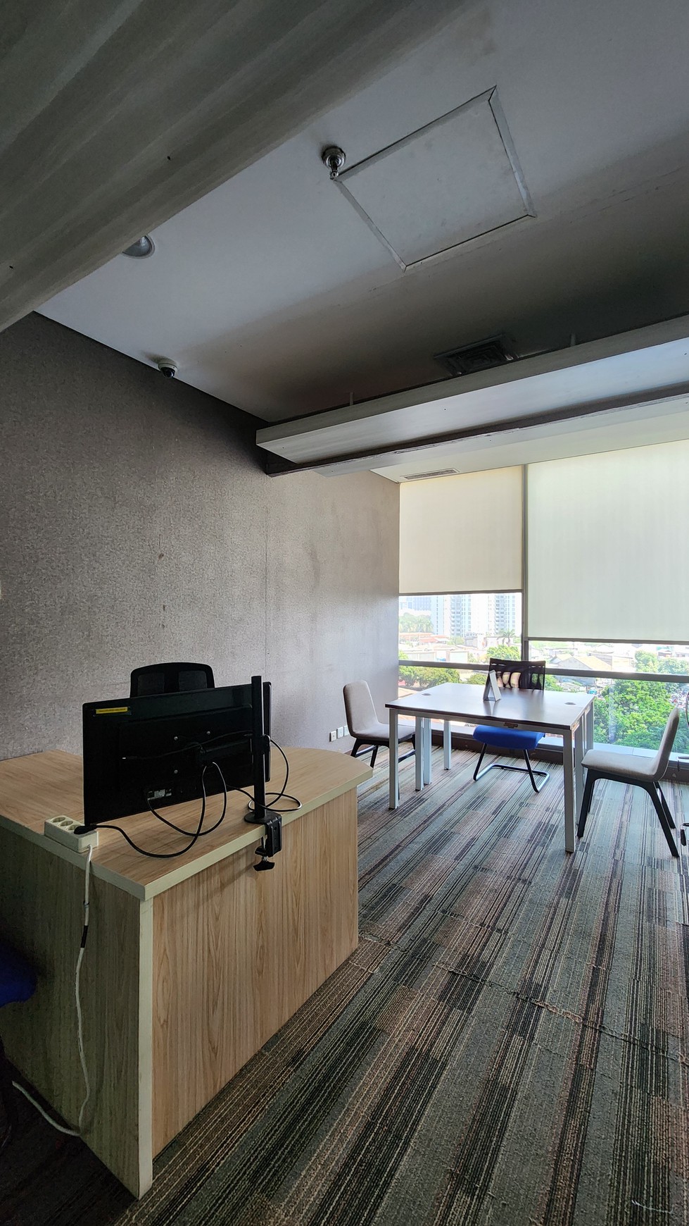 Dijual Cepat! Office Space Fully Furnished di Office 88 @ Kota Kasablanka - Lokasi Strategis, Siap Pakai!