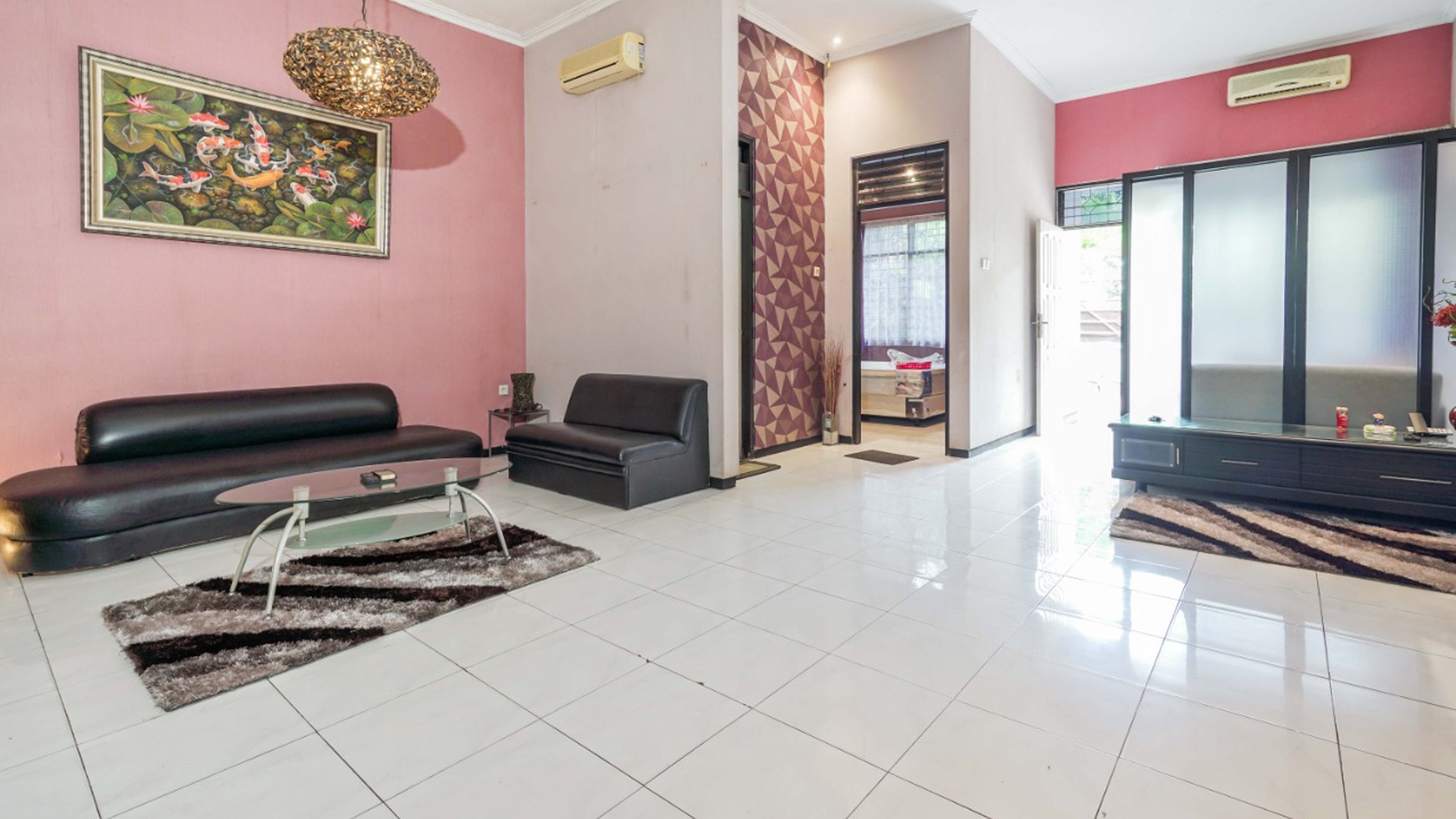 Rumah Full Furnish di Taman Pondok Indah, Wiyung Surabaya