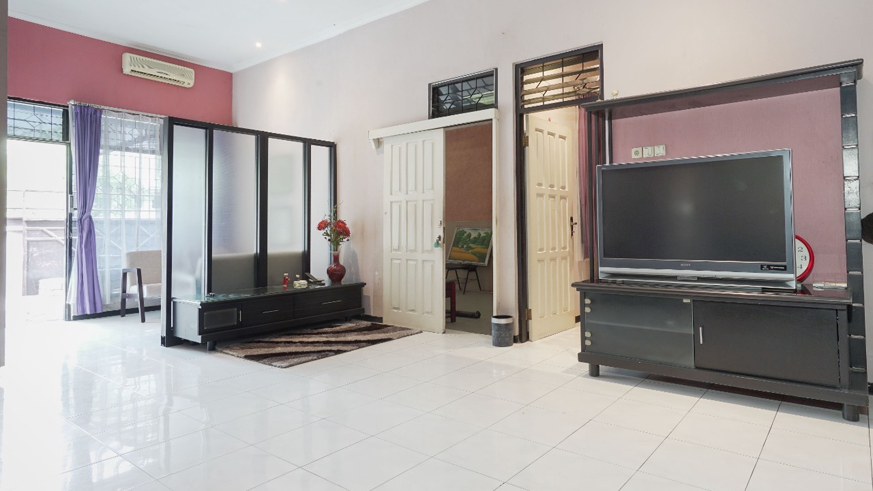 Rumah Full Furnish di Taman Pondok Indah, Wiyung Surabaya