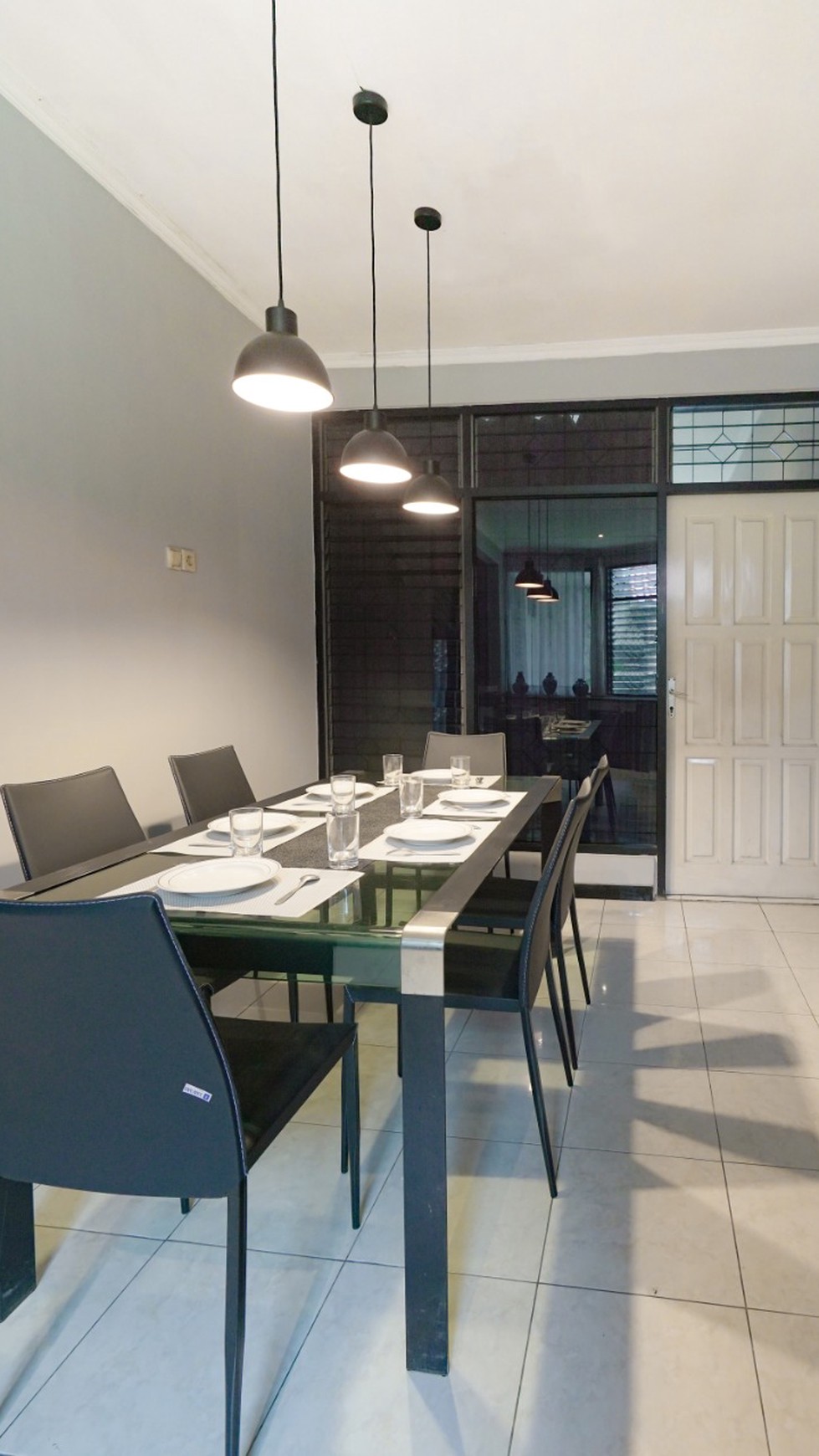 Rumah Full Furnish di Taman Pondok Indah, Wiyung Surabaya