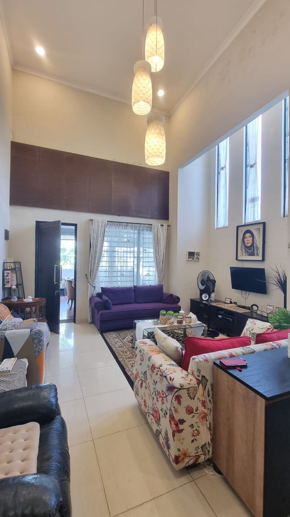 Rumah 2 Lantai Siap Huni dengan Hunian Nyaman dan Asri