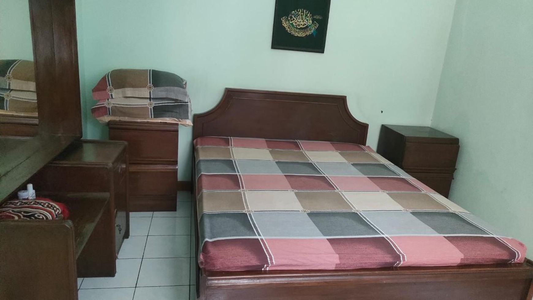 DIJUAL RUMAH FULL FURNISH,LOKASI STRATEGIS DI KOTA BANDUNG
