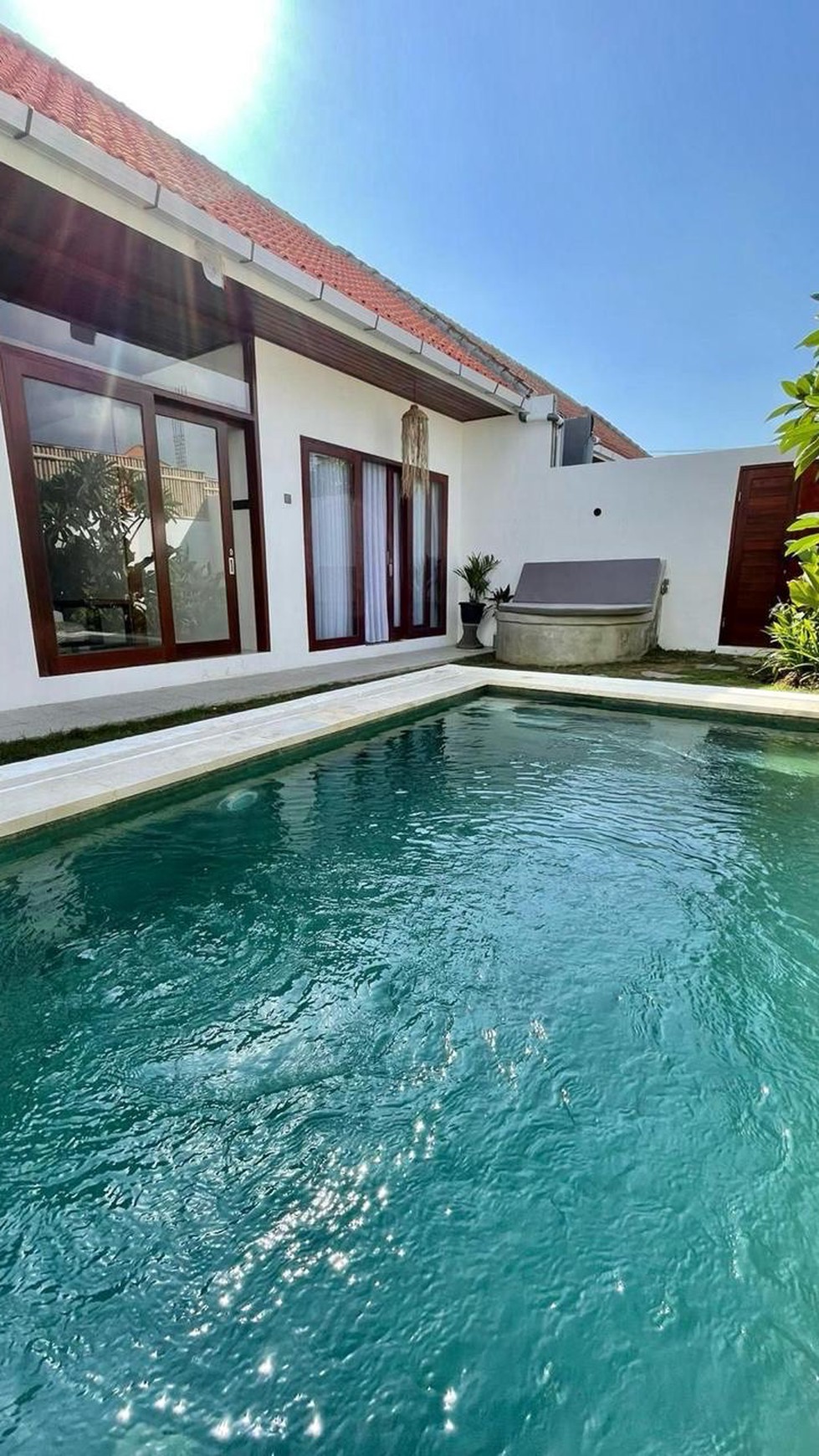 WALKING DISTANCE to the Beach! Villa for Lease in Pantai Munggu