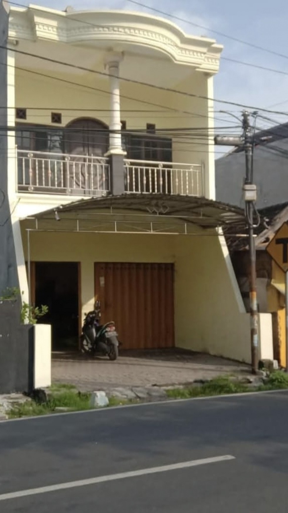 Dijual Cepat Rumah Usaha, SHM, Raya Sedati Agung, Sidoarjo