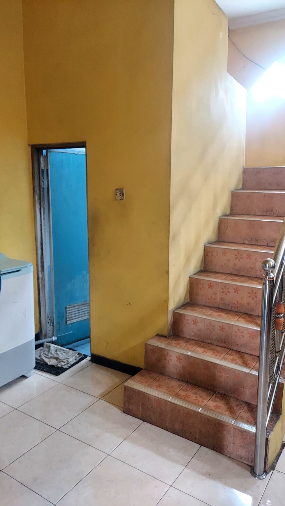 Dijual Cepat Rumah Usaha, SHM, Raya Sedati Agung, Sidoarjo