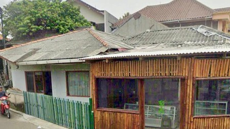 Rumah Hook Luas 168m&#xb2; Strategis di Kelapa Dua Depok Dekat Tol & KRL