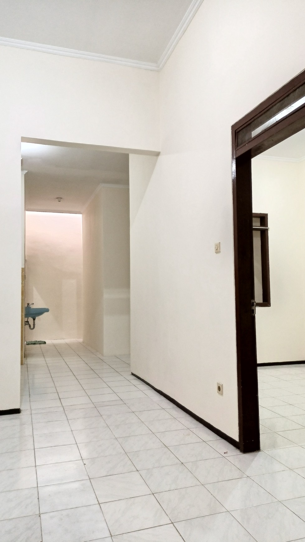 Rumah Siap Huni dengan Hunian Nyaman dan Asri di BSD