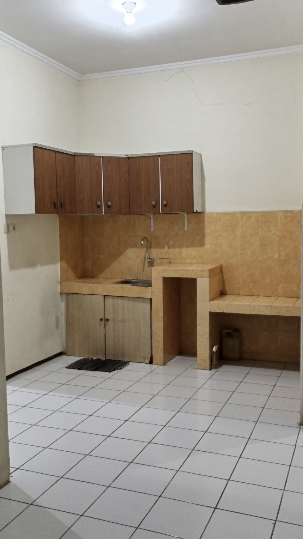 Rumah Siap Huni dengan Hunian Nyaman dan Asri di BSD