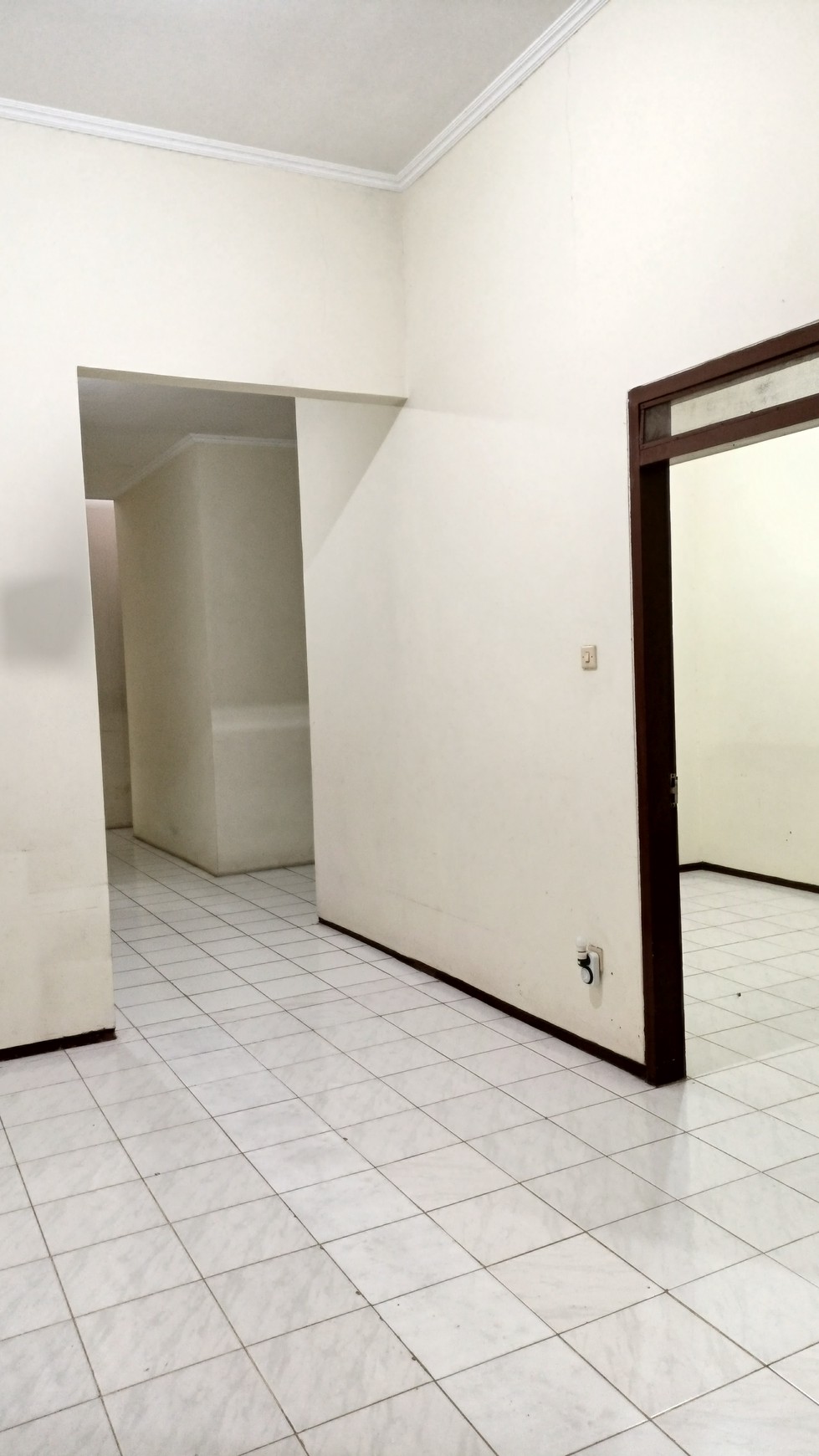 Rumah Siap Huni dengan Hunian Nyaman dan Asri di BSD