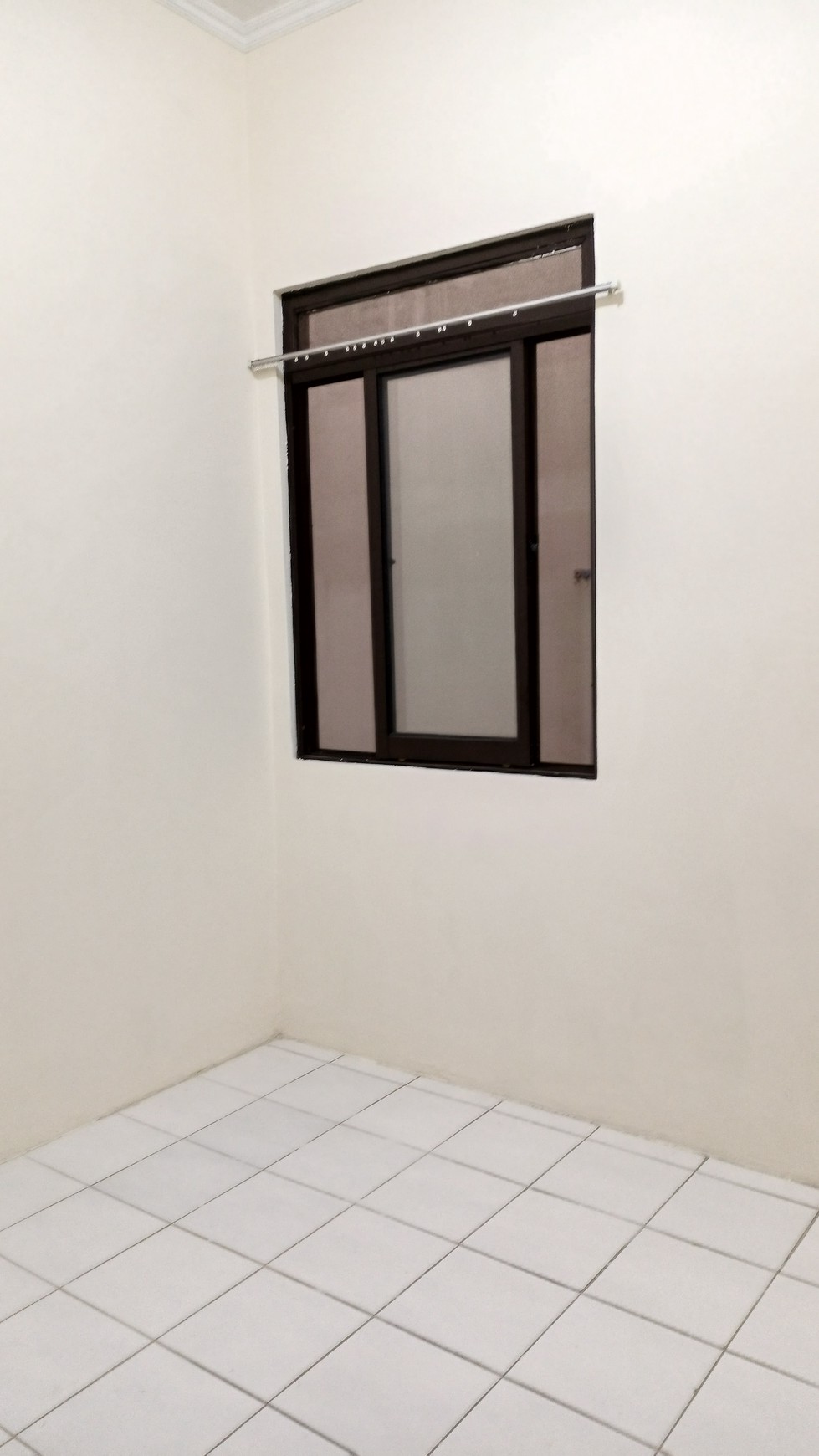Rumah Siap Huni dengan Hunian Nyaman dan Asri di BSD