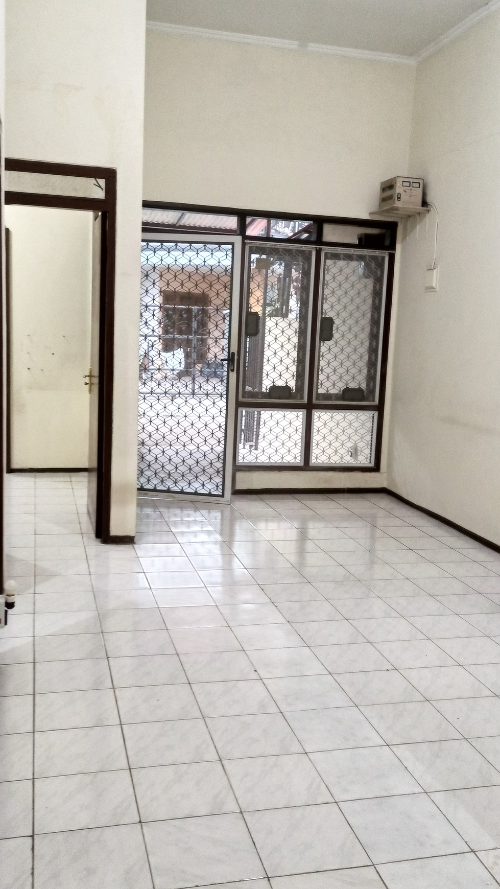 Rumah Siap Huni dengan Hunian Nyaman dan Asri di BSD