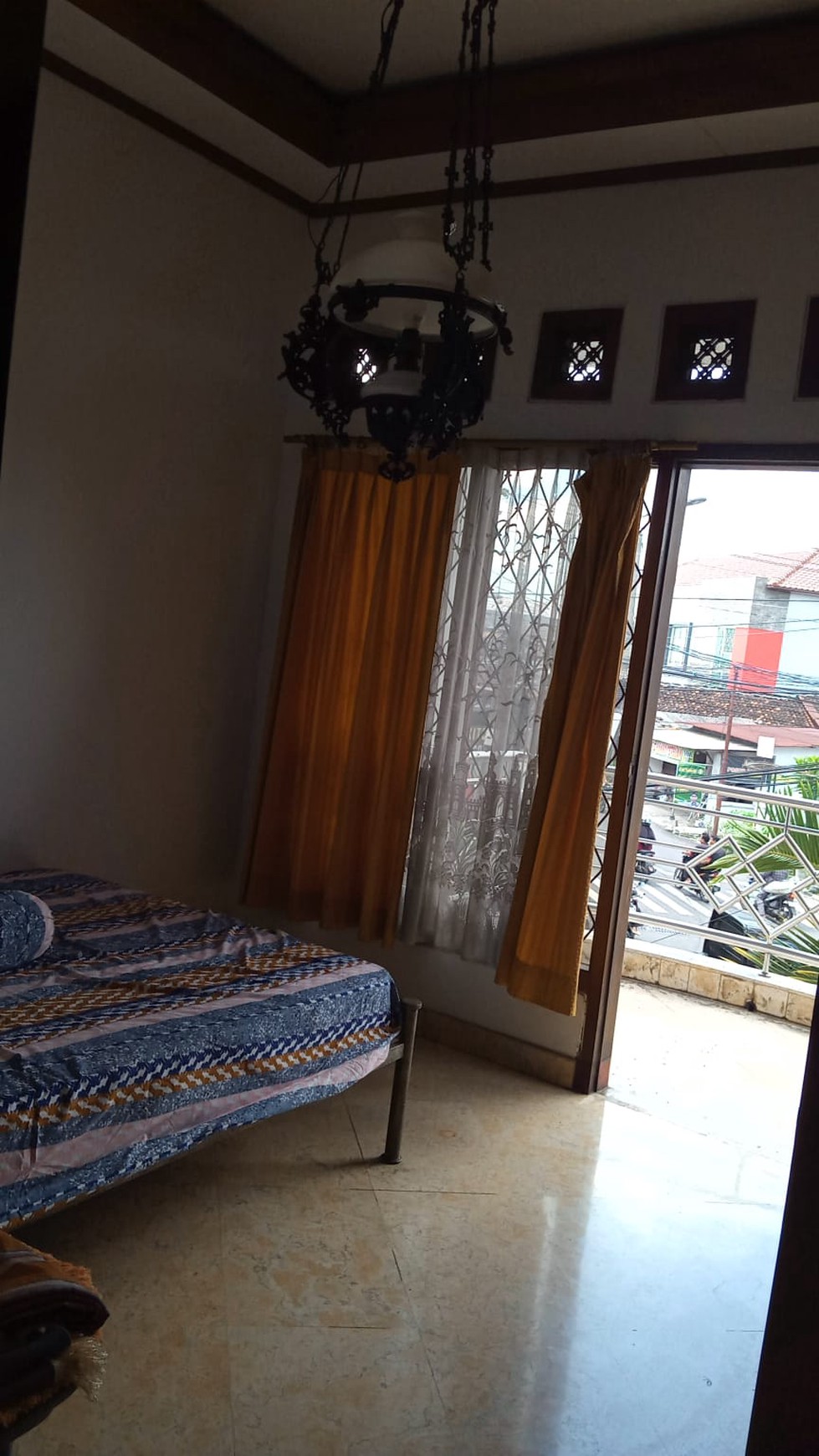 Rumah 2 Lantai Luas Siap Huni dengan Hunian Nyaman dan Asri.